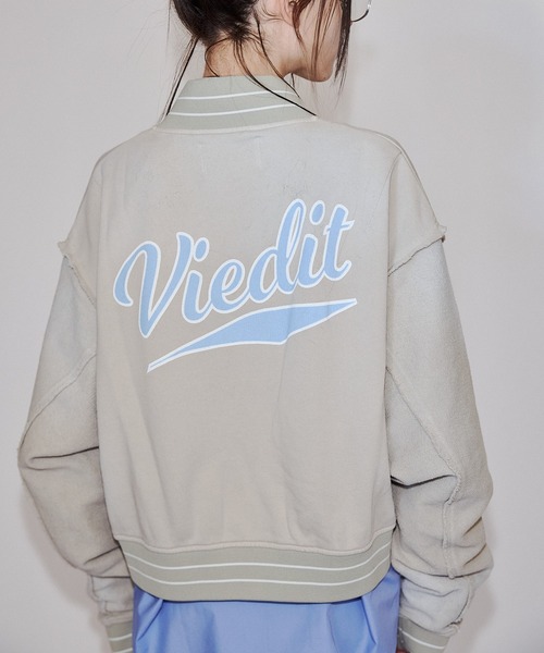 VI E DIT（ヴィエディット）の「Urban grunge sweatshirt stadium jacket/アーバングランジスウェットシャツスタジアムジャケット/洗える/ユニセックス（スタジャン・メンズ・ブラック/アイボリー・1/2）」の16枚目の写真