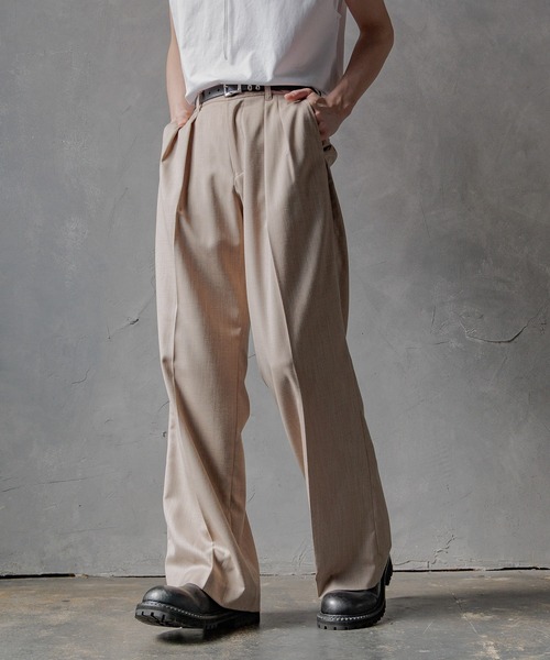 【boohoo】テーラード ストレート レッグ トラウザー ※送関込 セール】【SET UP対応】2タックストレートトラウザー(HARE