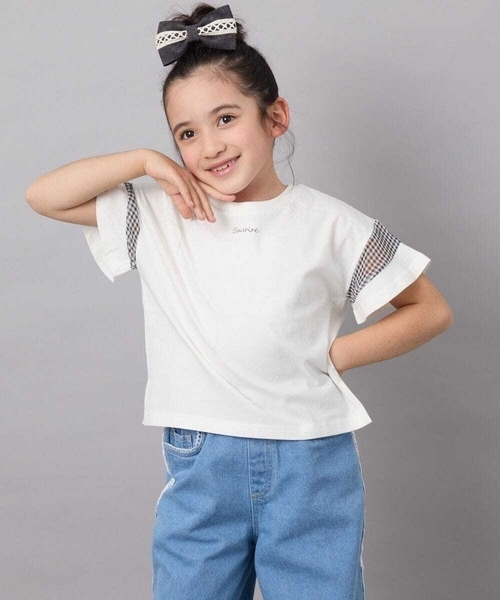 a.v.v（アーヴェヴェ）の「【累計1万枚販売/接触冷感/ジメジメ対策/毛玉になりにくい/安心の綿100％】[100-130]シアーギンガムキリカエスリーブＴシャツ（Tシャツ/カットソー・キッズ・ライトピンク/ブラック/ホワイト/ダークインディゴブルー・100/110/120/130）」の2枚目の写真