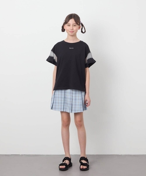 a.v.v（アーヴェヴェ）の「【累計1万枚販売/接触冷感/ジメジメ対策/毛玉になりにくい/安心の綿100％】[100-130]シアーギンガムキリカエスリーブＴシャツ（Tシャツ/カットソー・キッズ・ライトピンク/ブラック/ホワイト/ダークインディゴブルー・100/110/120/130）」の7枚目の写真