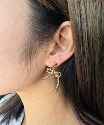 ボールチェーンリボンピアス