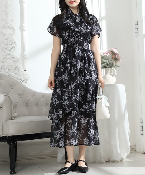 Lace Ladies(レースレディース)の「花柄 ボウタイリボン フレア袖 ティアード ワンピース(ワンピース・レディース・ブルーグレー/ブラック/アイボリー・S/FREE)」の1枚目の写真