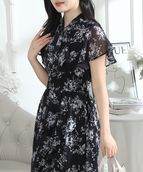 Lace Ladies(レースレディース)の「花柄 ボウタイリボン フレア袖 ティアード ワンピース(ワンピース・レディース・ブルーグレー/ブラック/アイボリー・S/FREE)」の12枚目の写真