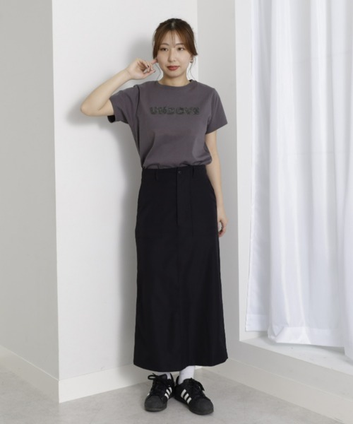 UNDOVE(アンドゥーブ)の「〈UNDOVE〉【UVカット/はっ水/ストレッチ/ペンシルスカート/タイトスカート/スリット入り/ポケット有/カジュアル】ハイウエストベイカースカート(スカート・レディース・カーキ/ブラック・MEDIUM/LARGE/X-LARGE)」の3枚目の写真