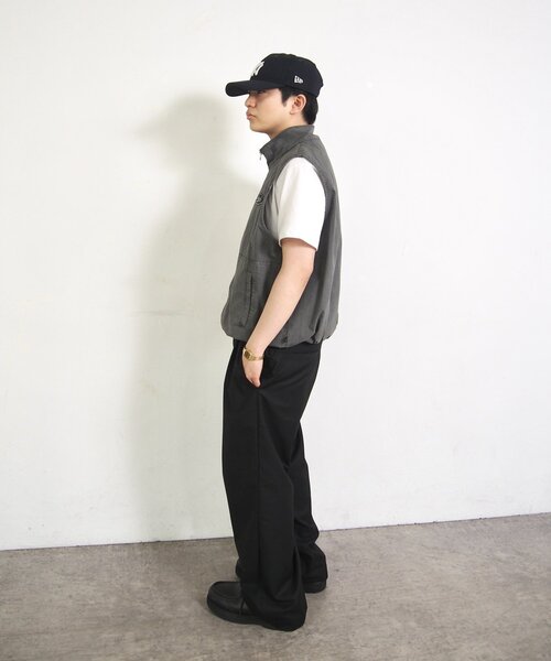 WHO'S WHO gallery(フーズフーギャラリー)の「【UNISEX/ユニセックス】COOPER FACTワッペンジップベスト(ベスト・レディース・ブラック/ブラウン系その他/チャコールグレー/ブラウン・FREE)」の10枚目の写真