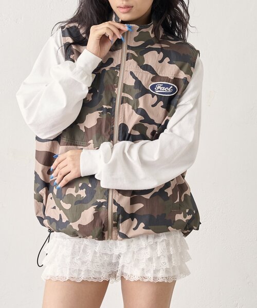WHO'S WHO gallery(フーズフーギャラリー)の「【UNISEX/ユニセックス】COOPER FACTワッペンジップベスト(ベスト・レディース・ブラック/ブラウン系その他/チャコールグレー/ブラウン・FREE)」の13枚目の写真