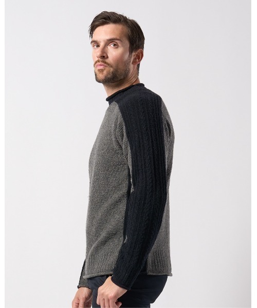 wjk（ダヴルジェイケイ）の「combination knit crew（ニット/セーター・メンズ・ブラック×グレー/ブラック/ホワイト・SMALL/MEDIUM/LARGE/X-LARGE）」の5枚目の写真