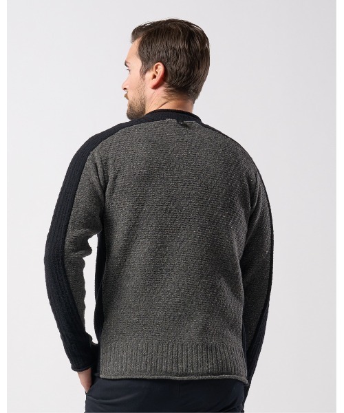 wjk（ダヴルジェイケイ）の「combination knit crew（ニット/セーター・メンズ・ブラック×グレー/ブラック/ホワイト・SMALL/MEDIUM/LARGE/X-LARGE）」の6枚目の写真