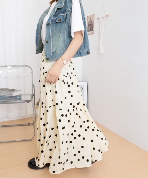 Miniministore(ミニミニストア)の「ドット柄ティアードスカートフレアスカート(スカート・レディース・アイボリー/ブラック・L/M)」の21枚目の写真