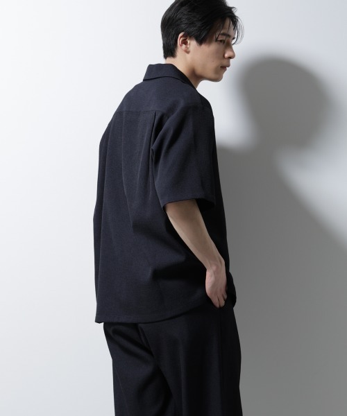 NANO universe(ナノユニバース)の「「MC」coveross(R)EOS ポリエステル ブッチャースキッパーシャツ(シャツ/ブラウス・メンズ・チャコール/ネイビー・L/M)」の5枚目の写真