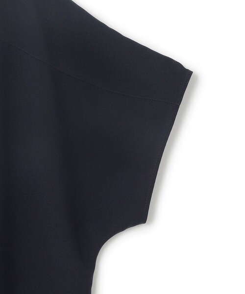 23区 L(ニジュウサンクオオキイサイズ)の「【Lサイズ限定/吸水速乾/UVカット/接触冷感/】ストレッチジョーゼット 半袖ワンピース(ワンピース・レディース・ネイビー系/ブラック系・44/46)」の21枚目の写真
