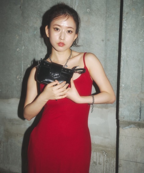 BLONDEY（ブロンディ）の「スタッズ2wayミニバッグ（ショルダーバッグ・レディース・レッド/シルバー/ブラック・FREE）」の8枚目の写真