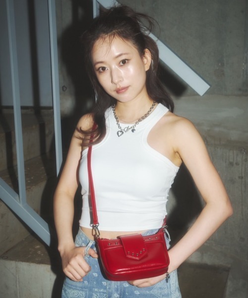 BLONDEY（ブロンディ）の「スタッズ2wayミニバッグ（ショルダーバッグ・レディース・レッド/シルバー/ブラック・FREE）」の16枚目の写真