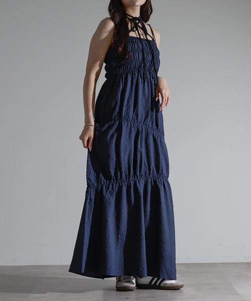 apres jour mignon（アプレジュールミニョン）の「シャーリングキャミワンピース【ZOZOTOWN限定アイテム】（ワンピース・レディース・レッド/ネイビー/オフホワイト・SMALL/X-LARGE/MEDIUM）」の18枚目の写真