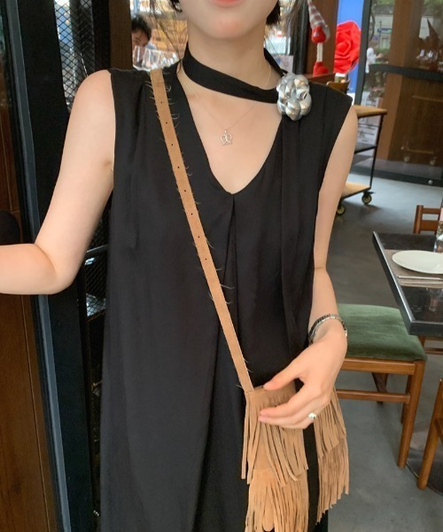 FREE STYLISTS(フリー スタイリスト)の「YUGA_YGMC V-neck A-line dress(ワンピース・レディース・ベージュ/ブラック/オフホワイト・FREE)」の3枚目の写真