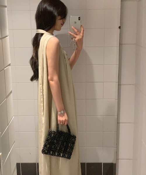 FREE STYLISTS(フリー スタイリスト)の「YUGA_YGMC V-neck A-line dress(ワンピース・レディース・ベージュ/ブラック/オフホワイト・FREE)」の14枚目の写真