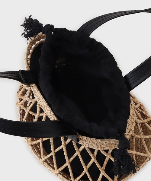 GALLEST(ギャレスト)の「天然草ラウンドかごバッグ(ハンドバッグ・レディース・ブラック/オフホワイト・00)」の9枚目の写真