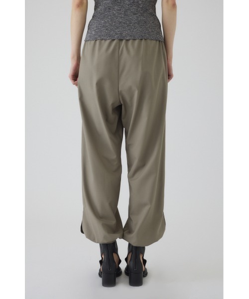 RIM.ARK（リムアーク）の「【LIMITED TIMESALE -2/23 23:59】Soft arabian PT ソフトアラビアンパンツ（スラックス・レディース・ブラック/チャコールグレー/ライトグレー・38/36）」の4枚目の写真