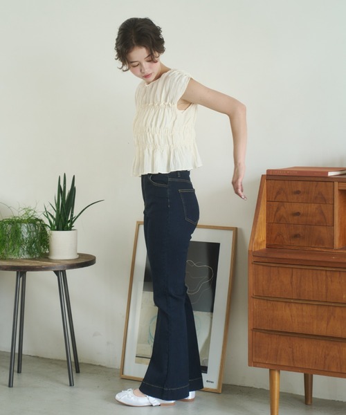 REMOON（リムーン）の「フレアデニムパンツ（デニムパンツ・レディース・ネイビー/ブルー・MEDIUM/SMALL）」の19枚目の写真