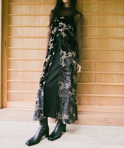 Velour Embroidery Layered Dress（ワンピース）｜sahara
