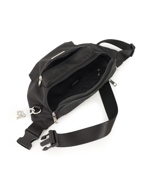 MURUA（ムルーア）の「MURUA(ムルーア)ボディバッグ ウエストポーチ MR-B1382 撥水ツイル・カジュアル（ボディバッグ/ウエストポーチ・レディース・ブラック・FREE）」の4枚目の写真