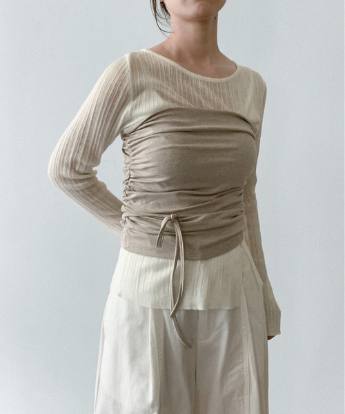 on:nue（オンニュ）の「【on:nue】[お気に入り登録数3,000突破！][着用動画あり！/3way/2点セット] ドローストリングリブカットソーアンサンブル（Tシャツ/カットソー・レディース・ブラック/アイボリー/グレー・FREE）」の8枚目の写真