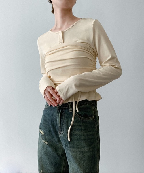 on:nue（オンニュ）の「【on:nue】[お気に入り登録数3,000突破！][着用動画あり！/3way/2点セット] ドローストリングリブカットソーアンサンブル（Tシャツ/カットソー・レディース・ブラック/アイボリー/グレー・FREE）」の16枚目の写真