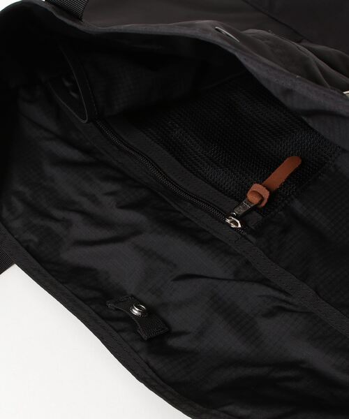 GREGORY（グレゴリー）の「GREGORY MIGHTY TOTE V2 グレゴリー  マイティー トートバッグ（トートバッグ・メンズ・ブラック・FREE）」の17枚目の写真