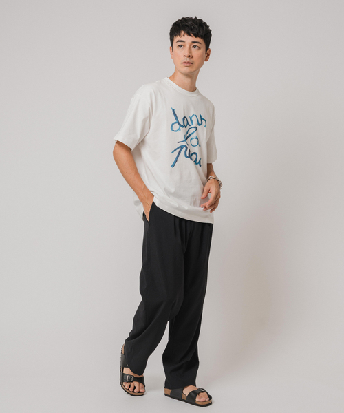 EDIFICE(エディフィス)の「Vin de France 別注 Tシャツ(Tシャツ/カットソー・メンズ・ホワイト/チャコールグレー/スカイブルー/ブラック/ホワイト×ホワイト/ホワイト系その他・MEDIUM/LARGE)」の10枚目の写真