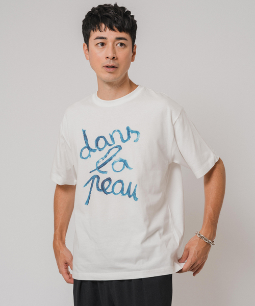EDIFICE(エディフィス)の「Vin de France 別注 Tシャツ(Tシャツ/カットソー・メンズ・ホワイト/チャコールグレー/スカイブルー/ブラック/ホワイト×ホワイト/ホワイト系その他・MEDIUM/LARGE)」の12枚目の写真