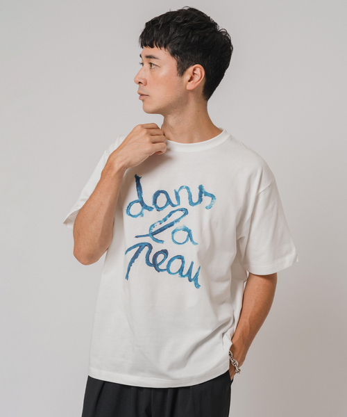 EDIFICE(エディフィス)の「Vin de France 別注 Tシャツ(Tシャツ/カットソー・メンズ・ホワイト/チャコールグレー/スカイブルー/ブラック/ホワイト×ホワイト/ホワイト系その他・MEDIUM/LARGE)」の13枚目の写真