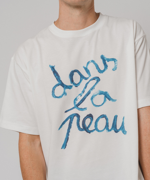 EDIFICE(エディフィス)の「Vin de France 別注 Tシャツ(Tシャツ/カットソー・メンズ・ホワイト/チャコールグレー/スカイブルー/ブラック/ホワイト×ホワイト/ホワイト系その他・MEDIUM/LARGE)」の17枚目の写真
