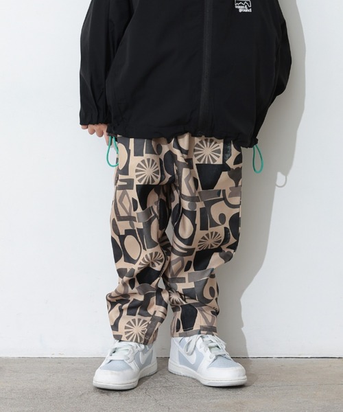 Ocean&Ground（オーシャン&グラウンド）の「ｿｳｶﾞﾗﾌﾟﾘﾝﾄﾀｯｸﾜｲﾄﾞﾊﾟﾝﾂ（その他パンツ・キッズ・ベージュ/ブラック・140/130/120/110/100/90）」の16枚目の写真