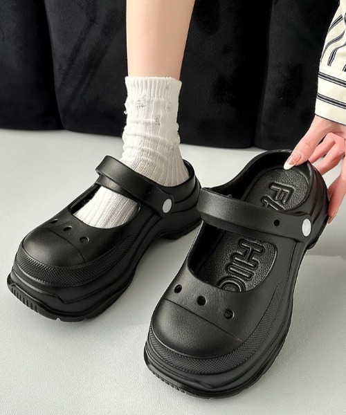Vipoa(ヴィポア)の「ハーフスリッパ厚底サンダル(サンダル・レディース・ブラック/ホワイト・SMALL/MEDIUM/LARGE)」の2枚目の写真