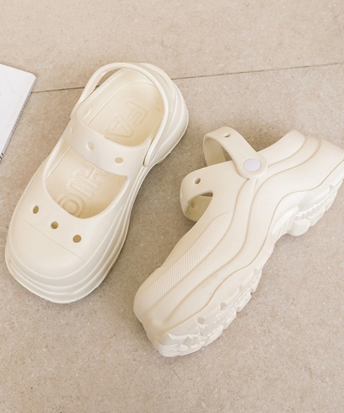 Vipoa(ヴィポア)の「ハーフスリッパ厚底サンダル(サンダル・レディース・ブラック/ホワイト・SMALL/MEDIUM/LARGE)」の10枚目の写真