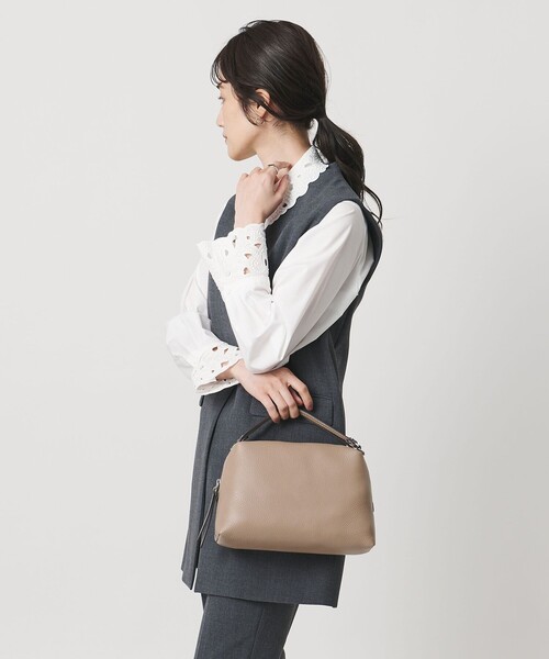 GIANNI CHIARINI(ジャンニ キアリーニ)の「<GIANNI CHIARINI>ALIFA M バッグ 25FW(ショルダーバッグ・レディース・ブラック/ベージュ/ナチュラル・FREE)」の5枚目の写真