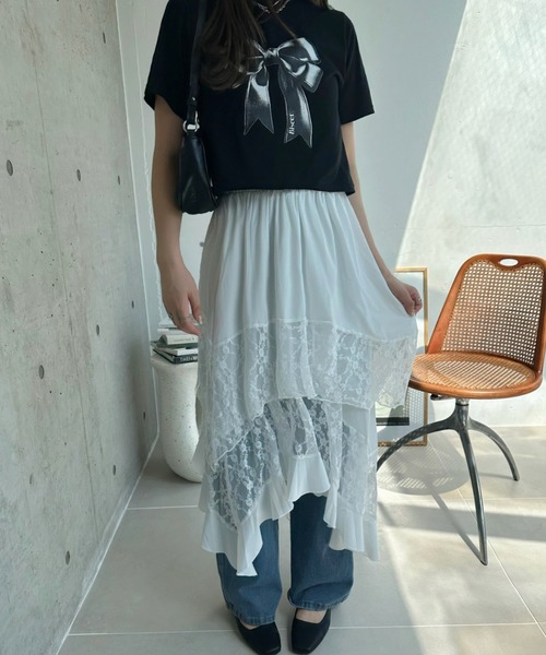 TREOVER(トレオーバー)の「レース×アシメで洗練された存在感♪レース切り替えアシメヘムスカート(スカート・レディース・ブラック/オフホワイト・FREE)」の21枚目の写真