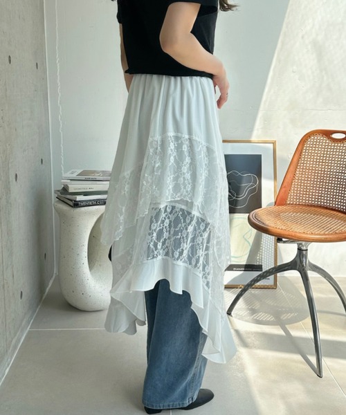 TREOVER(トレオーバー)の「レース×アシメで洗練された存在感♪レース切り替えアシメヘムスカート(スカート・レディース・ブラック/オフホワイト・FREE)」の20枚目の写真
