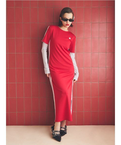 FURFUR（ファーファー）の「リボンロゴラインカットワンピース（ワンピース・レディース・ネイビー/レッド/ライトブルー・F）」の4枚目の写真