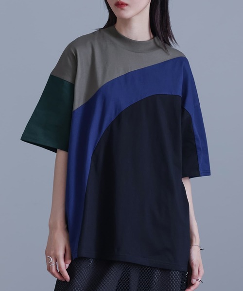 kOhAKU(コハク)の「4配色ラウンド切替カットソー(Tシャツ/カットソー・レディース・ブラック/カーキ・FREE)」の5枚目の写真