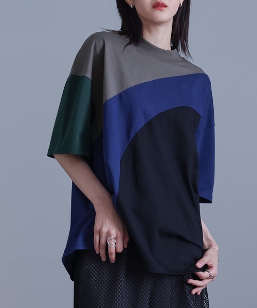 kOhAKU(コハク)の「4配色ラウンド切替カットソー(Tシャツ/カットソー・レディース・ブラック/カーキ・FREE)」の4枚目の写真