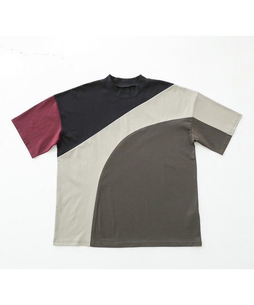 kOhAKU(コハク)の「4配色ラウンド切替カットソー(Tシャツ/カットソー・レディース・ブラック/カーキ・FREE)」の22枚目の写真