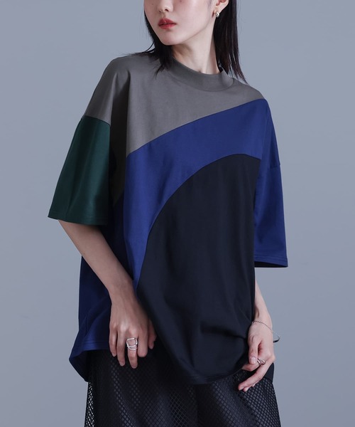 kOhAKU(コハク)の「4配色ラウンド切替カットソー(Tシャツ/カットソー・レディース・ブラック/カーキ・FREE)」の3枚目の写真