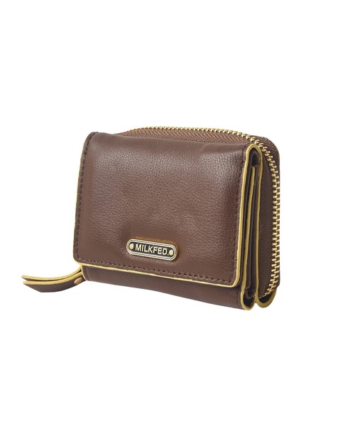 MILKFED.（ミルクフェド）の「LOGO TRIFOLD LEATHER WALLET（財布・レディース・ブラウン/ブラック/オフホワイト・ONE SIZE）」の4枚目の写真