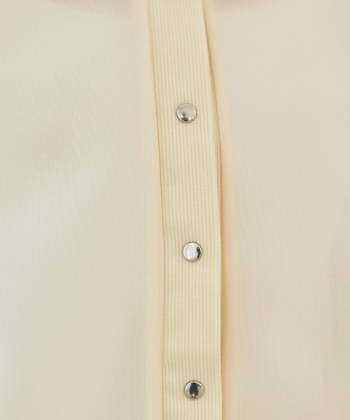 CROSS FUNCTION（クロスファンクション）の「《マシンウォッシャブル》エブ楽 シアースナップボタンカーディガン【CROSS FUNCTION/クロスファンクション】（カーディガン/ボレロ・レディース・チャコールグレー/ベージュ・LL/M/L）」の21枚目の写真