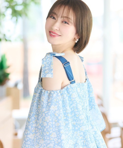 Chesty(チェスティー)の「セレストフラワーワンピース(ワンピース・レディース・ブルー・0/1)」の5枚目の写真