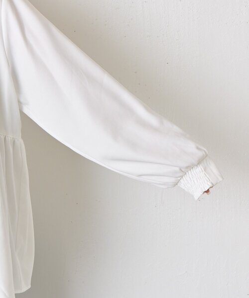 Jena espace merveilleux（ジェナ　エスパスメルヴェイユ）の「《さわ企画》【セレモニー/WEB限サイズあり】ペプラムブラウス（シャツ/ブラウス・レディース・ブラック/オフホワイト・FREE/0）」の18枚目の写真