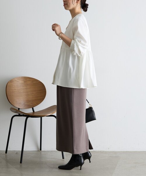 Jena espace merveilleux(ジェナ エスパスメルヴェイユ)の「【大人フェミニン】ペプラムブラウス(シャツ/ブラウス・レディース・ブラック/オフホワイト・FREE/0)」の5枚目の写真