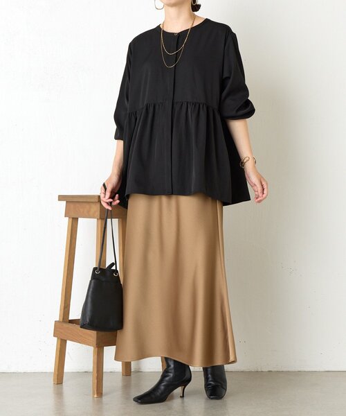 Jena espace merveilleux(ジェナ エスパスメルヴェイユ)の「【大人フェミニン】ペプラムブラウス(シャツ/ブラウス・レディース・ブラック/オフホワイト・FREE/0)」の17枚目の写真
