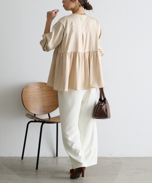 Jena espace merveilleux（ジェナ　エスパスメルヴェイユ）の「《さわ企画》【セレモニー/WEB限サイズあり】ペプラムブラウス（シャツ/ブラウス・レディース・ブラック/オフホワイト・FREE/0）」の14枚目の写真